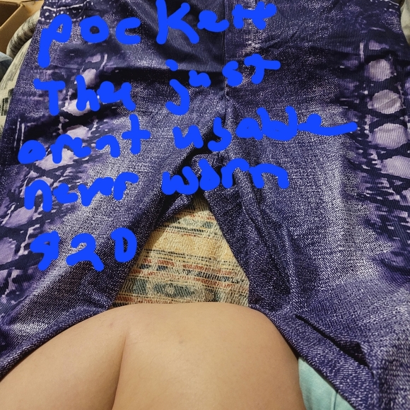 Clothing and most sizes are 3x n up - Picture 12 of 16